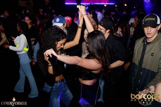 Barcode Saturdays Toronto Nightclub Nightlife Bottle Service Ladies free hip hop trap dancehall reggae soca afro beats caribana 014
